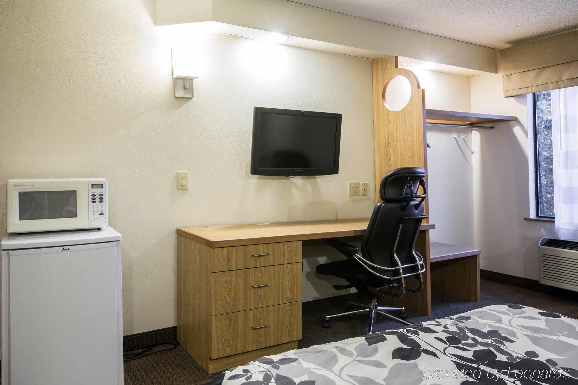 Rodeway Inn Austell Extérieur photo