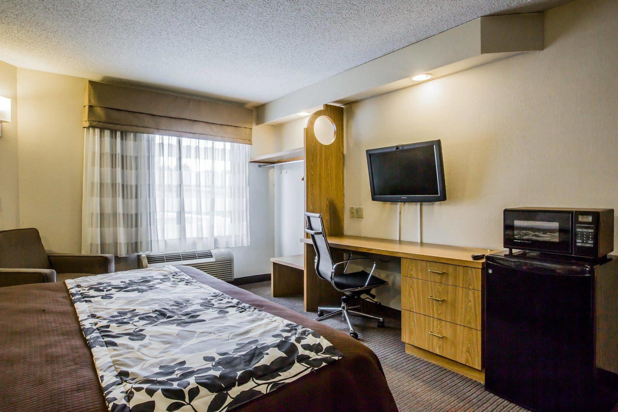 Rodeway Inn Austell Extérieur photo