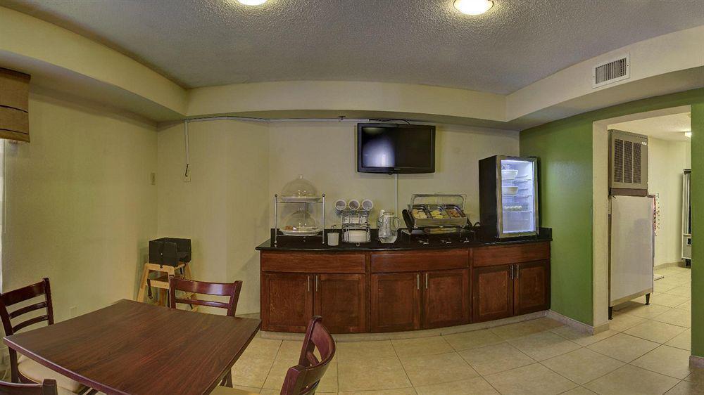 Rodeway Inn Austell Extérieur photo